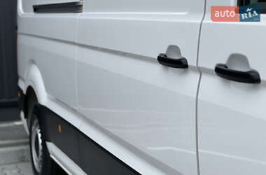 Грузовой фургон Volkswagen Crafter 2021 в 