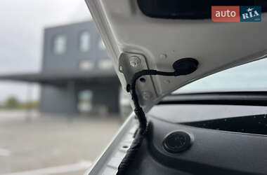 Грузовой фургон Volkswagen Crafter 2021 в 