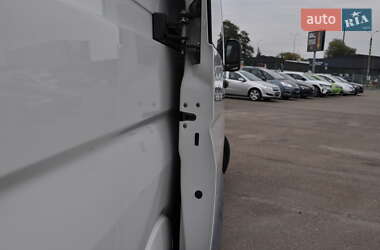 Грузовой фургон Volkswagen Crafter 2014 в 