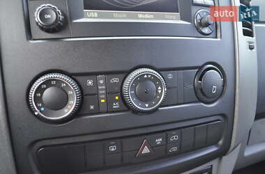 Грузовой фургон Volkswagen Crafter 2014 в 
