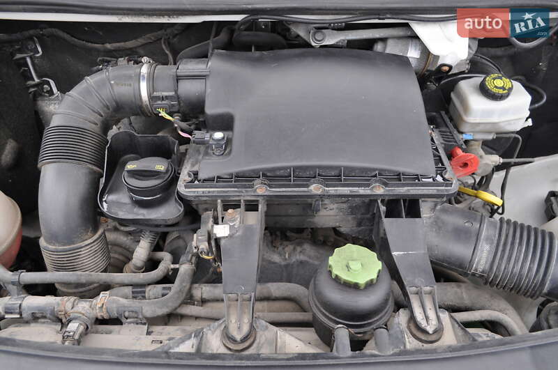 Грузовой фургон Volkswagen Crafter 2014 в Киеве