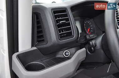 Грузовой фургон Volkswagen Crafter 2020 в 
