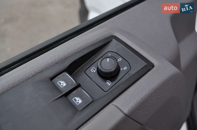 Грузовой фургон Volkswagen Crafter 2020 в Киеве