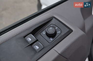 Грузовой фургон Volkswagen Crafter 2020 в 