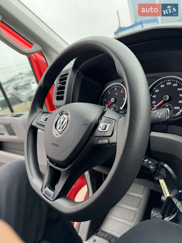 Грузовой фургон Volkswagen Crafter 2019 в Киеве