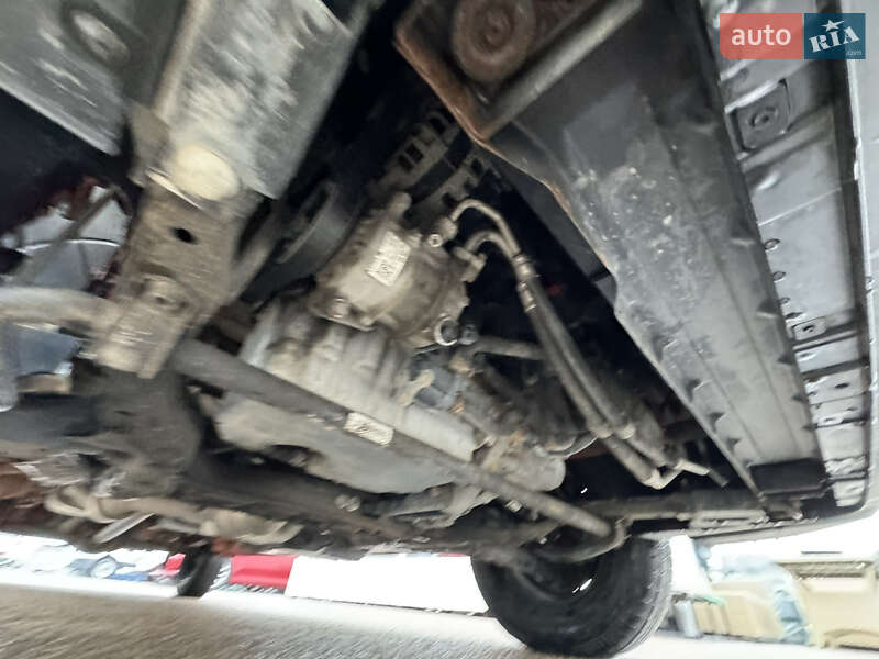 Грузовой фургон Volkswagen Crafter 2019 в Киеве