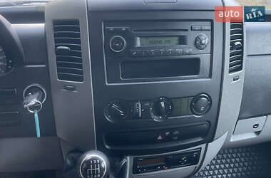 Вантажний фургон Volkswagen Crafter 2012 в 