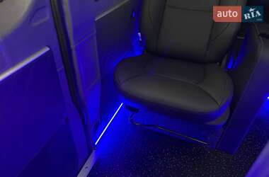 Грузопассажирский фургон Volkswagen Crafter 2016 в 