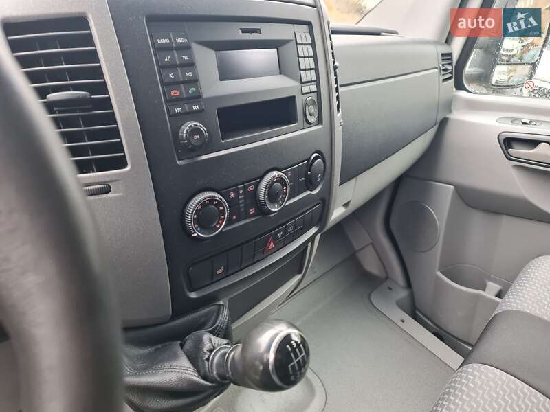 Грузовой фургон Volkswagen Crafter 2015 в Ровно