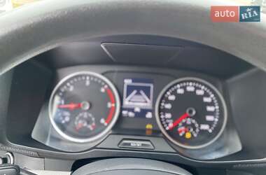 Грузовой фургон Volkswagen Crafter 2022 в 