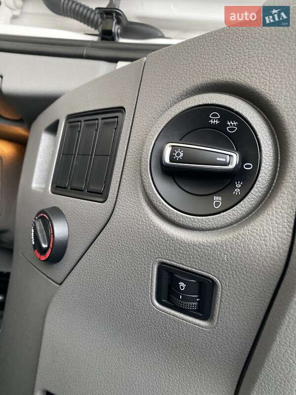 Грузовой фургон Volkswagen Crafter 2022 в Хусте