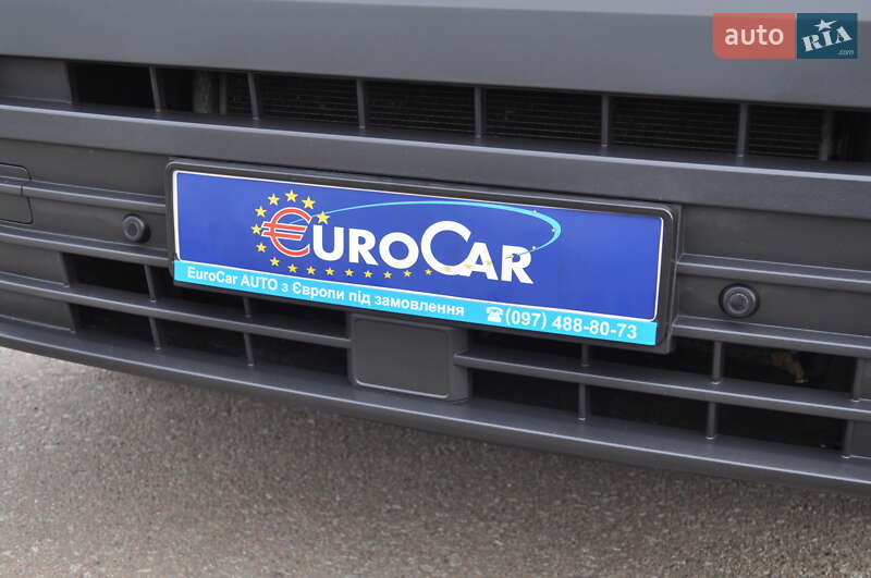 Грузовой фургон Volkswagen Crafter 2019 в Киеве
