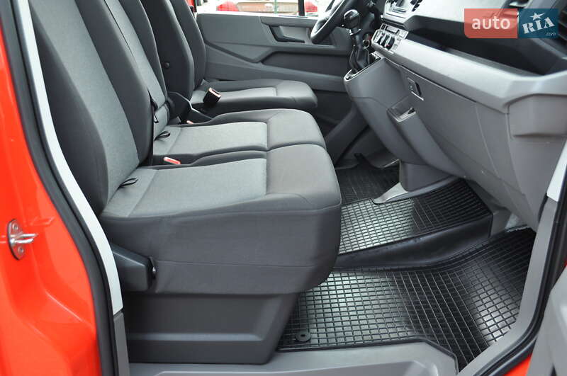 Грузовой фургон Volkswagen Crafter 2019 в Киеве