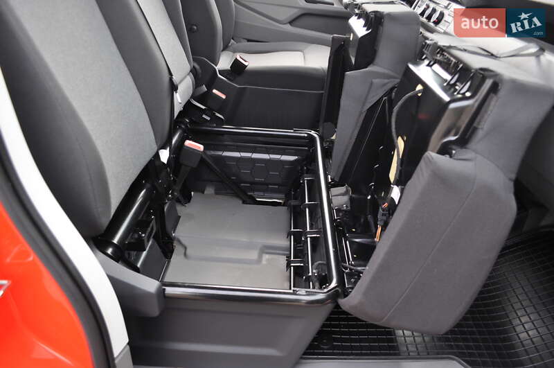 Грузовой фургон Volkswagen Crafter 2019 в Киеве