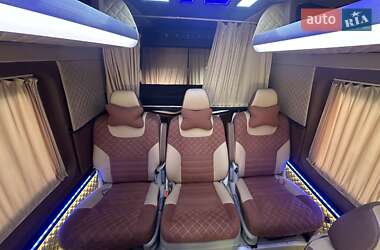 Микроавтобус грузовой (до 3,5т) Volkswagen Crafter 2008 в 