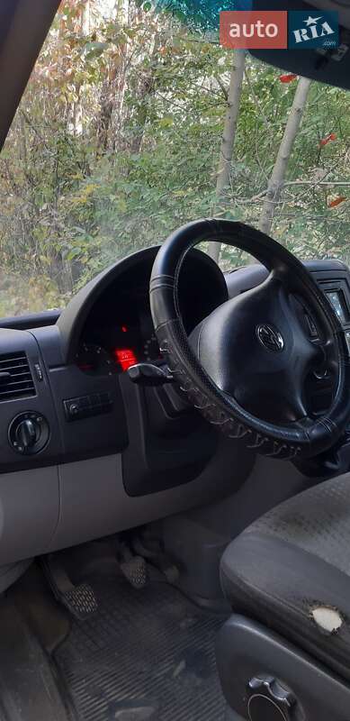 Вантажний фургон Volkswagen Crafter 2013 в Києві