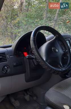 Грузовой фургон Volkswagen Crafter 2013 в 