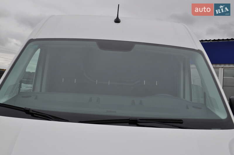 Вантажний фургон Volkswagen Crafter 2021 в Києві
