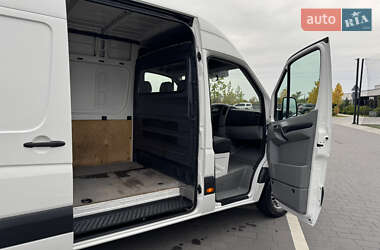 Вантажний фургон Volkswagen Crafter 2015 в 