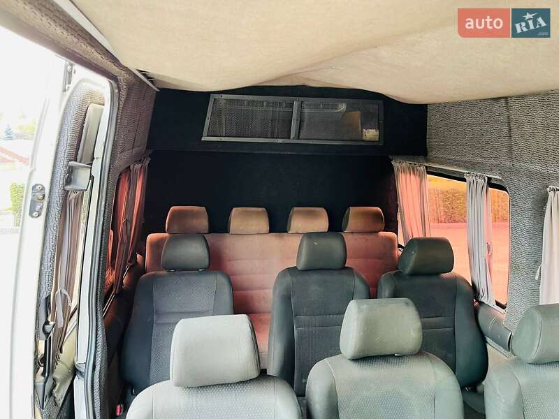 Микроавтобус Volkswagen Crafter 2009 в Каменском