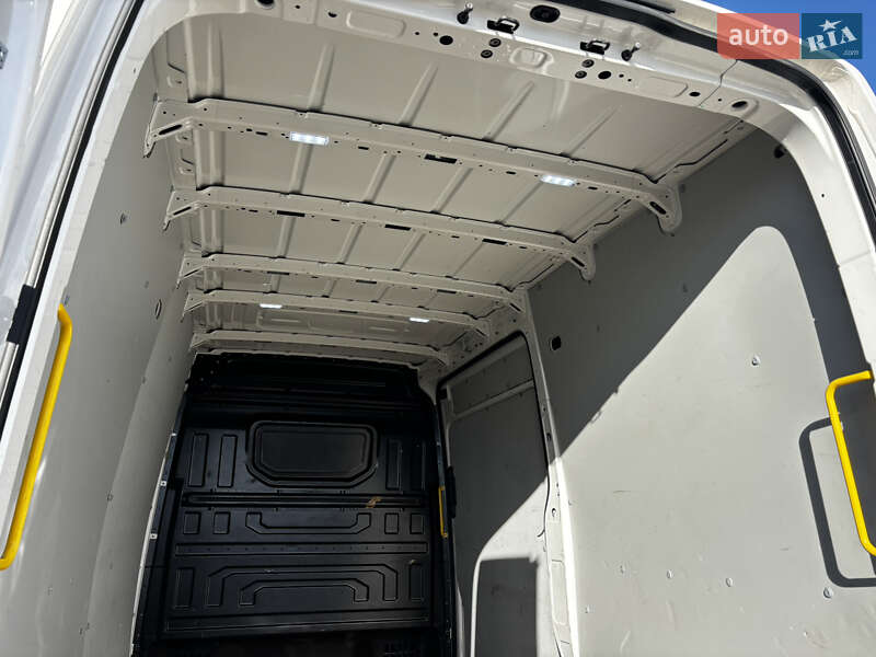 Грузовой фургон Volkswagen Crafter 2021 в Львове