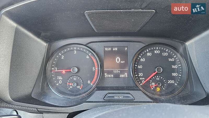 Вантажний фургон Volkswagen Crafter 2022 в Радомишлі