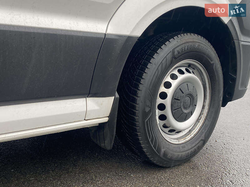 Вантажний фургон Volkswagen Crafter 2021 в Києві фото 11 Вантажний фургон Volkswagen Crafter 2021 в Києві