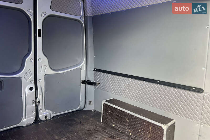 Вантажопасажирський фургон Volkswagen Crafter 2014 в Івано-Франківську фото 9 Вантажопасажирський фургон Volkswagen Crafter 2014 в Івано-Франківську