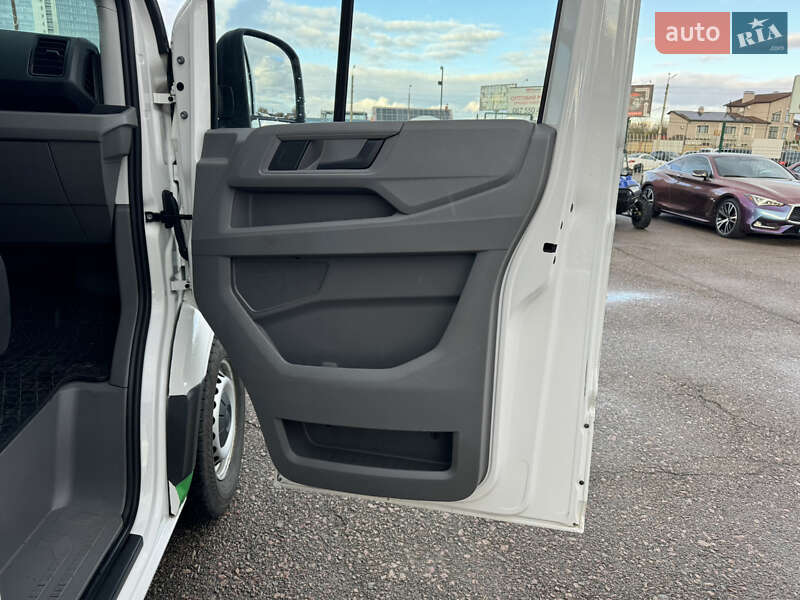 Грузовой фургон Volkswagen Crafter 2018 в Киеве фото 24 Грузовой фургон Volkswagen Crafter 2018 в Киеве