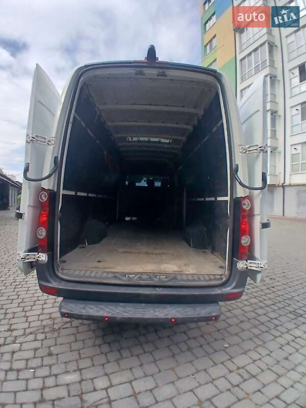 Грузовой фургон Volkswagen Crafter 2011 в Ивано-Франковске