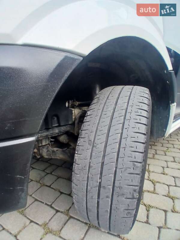 Грузовой фургон Volkswagen Crafter 2011 в Ивано-Франковске