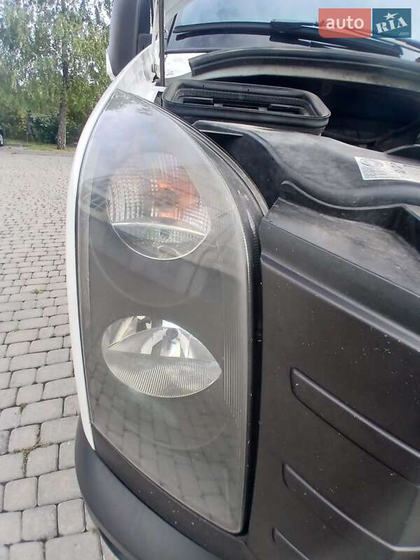 Грузовой фургон Volkswagen Crafter 2011 в Ивано-Франковске