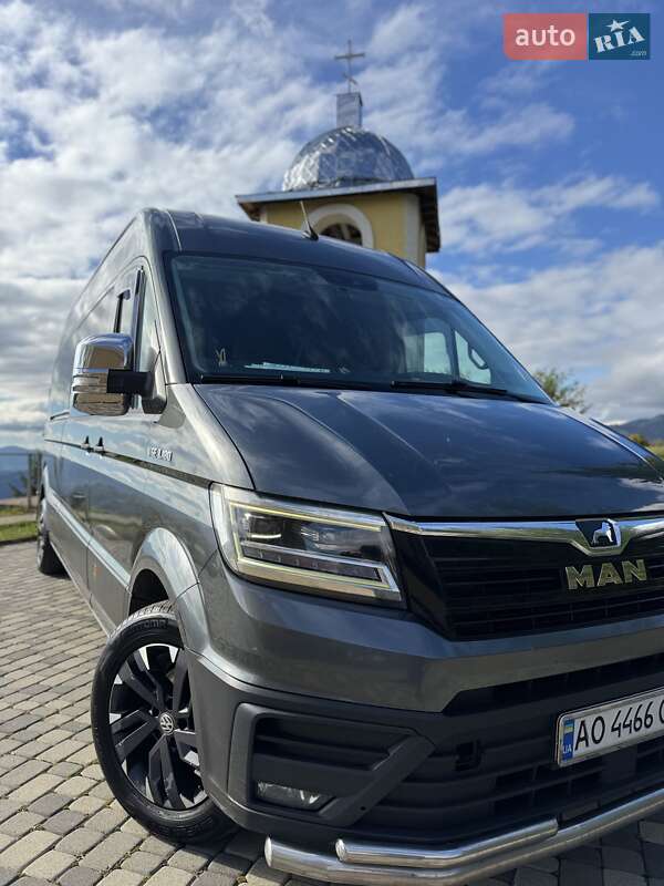 Мікроавтобус Volkswagen Crafter 2017 в Міжгір'ї