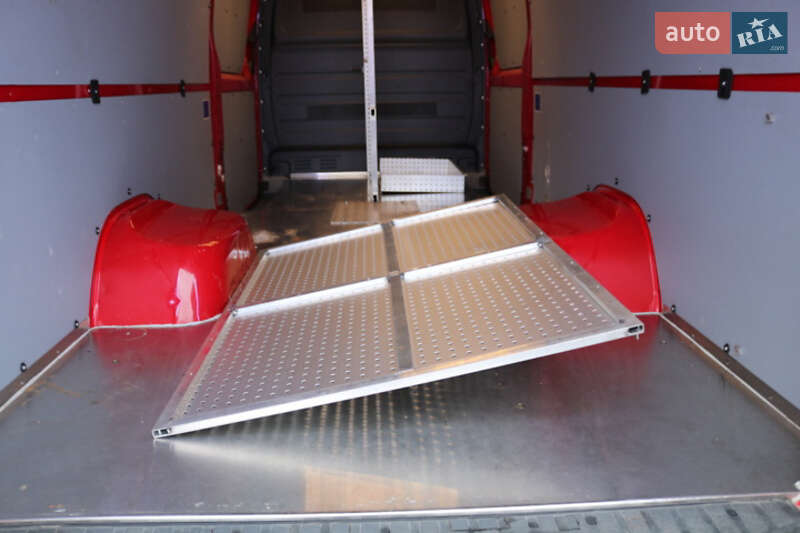 Вантажний фургон Volkswagen Crafter 2015 в Рівному фото 11 Вантажний фургон Volkswagen Crafter 2015 в Рівному