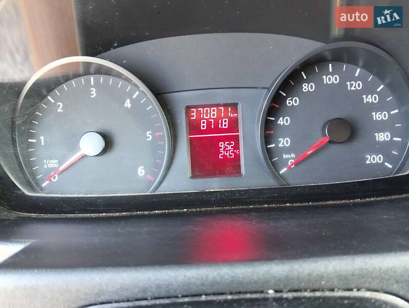 Мікроавтобус вантажний (до 3,5т) Volkswagen Crafter 2013 в Млиніві фото 6 Мікроавтобус вантажний (до 3,5т) Volkswagen Crafter 2013 в Млиніві