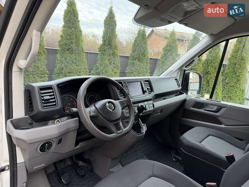 Вантажний фургон Volkswagen Crafter 2018 в Чернівцях