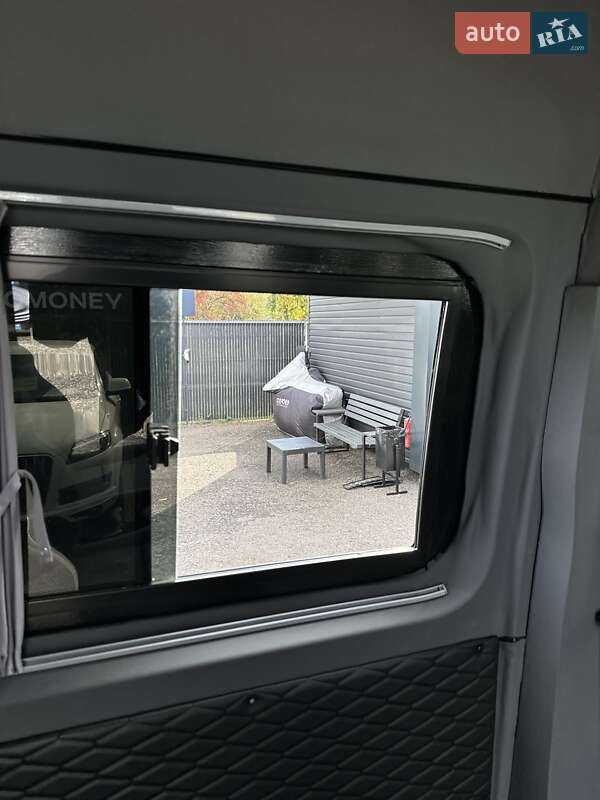 Вантажопасажирський фургон Volkswagen Crafter 2018 в Білогородці