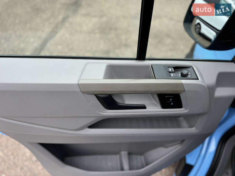 Грузовой фургон Volkswagen Crafter 2021 в Киеве