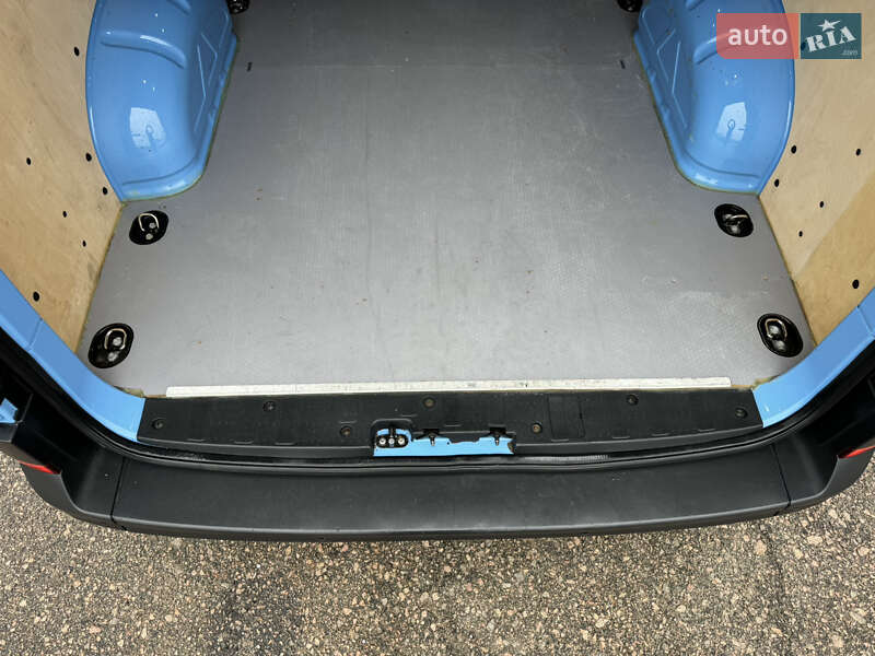 Грузовой фургон Volkswagen Crafter 2021 в Киеве