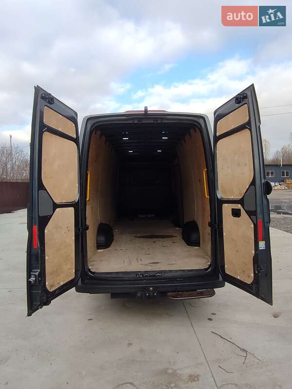 Грузовой фургон Volkswagen Crafter 2021 в Млинове