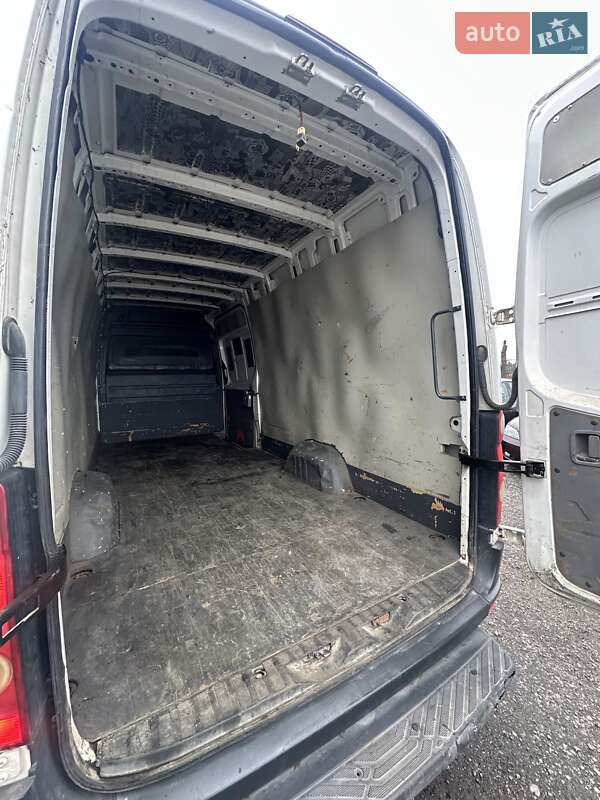 Вантажний фургон Volkswagen Crafter 2013 в Білогородці