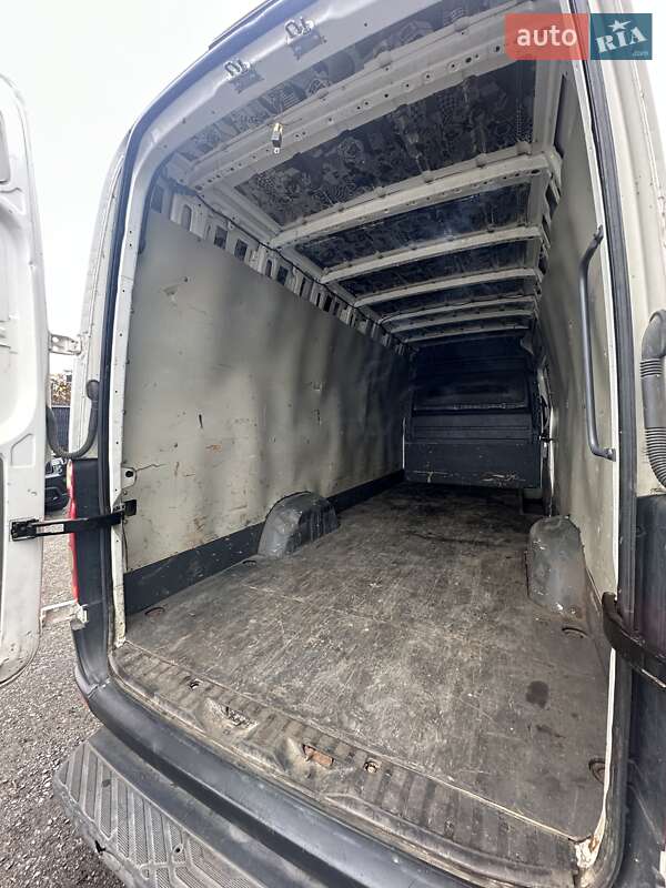 Вантажний фургон Volkswagen Crafter 2013 в Білогородці