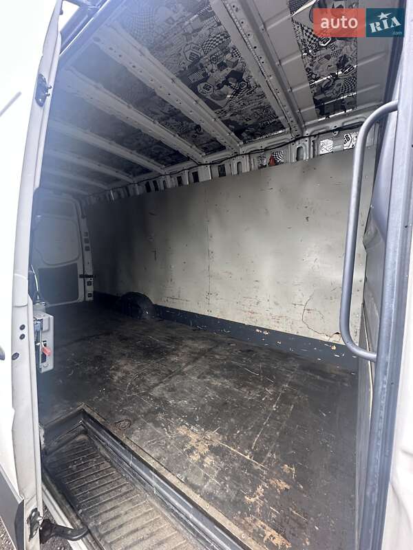 Вантажний фургон Volkswagen Crafter 2013 в Білогородці