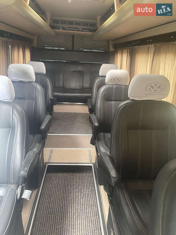 Микроавтобус Volkswagen Crafter 2011 в Измаиле