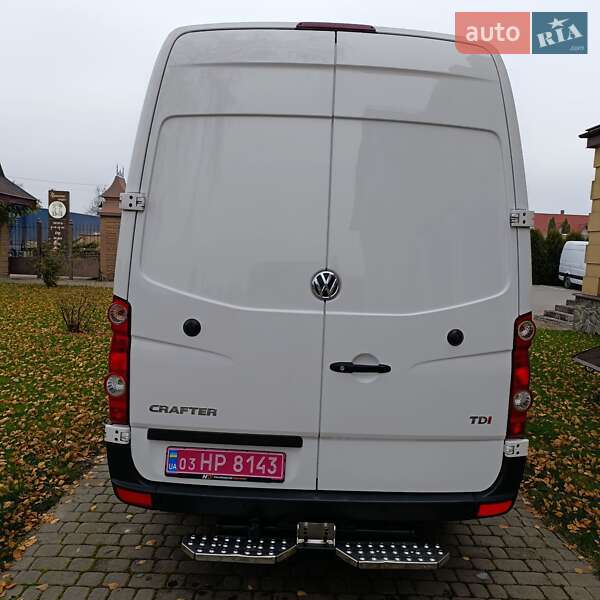 Вантажний фургон Volkswagen Crafter 2016 в Почаєві
