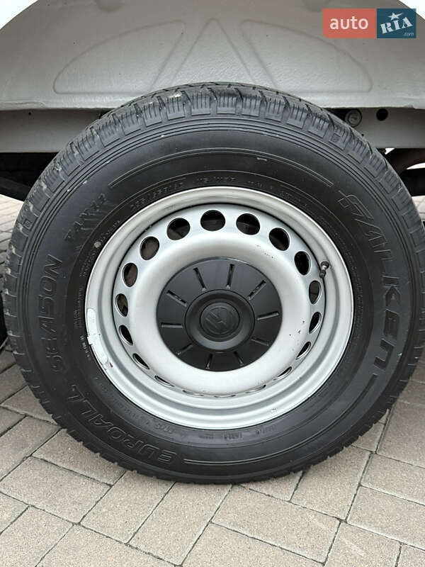 Грузовой фургон Volkswagen Crafter 2021 в Киеве