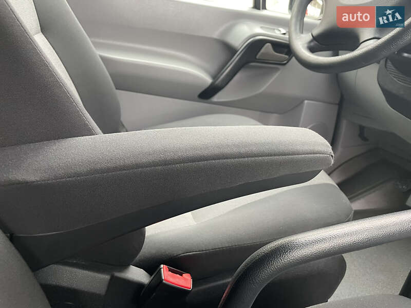 Вантажний фургон Volkswagen Crafter 2017 в Одесі фото 59 Вантажний фургон Volkswagen Crafter 2017 в Одесі