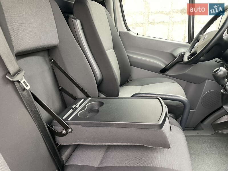 Вантажний фургон Volkswagen Crafter 2017 в Одесі фото 62 Вантажний фургон Volkswagen Crafter 2017 в Одесі