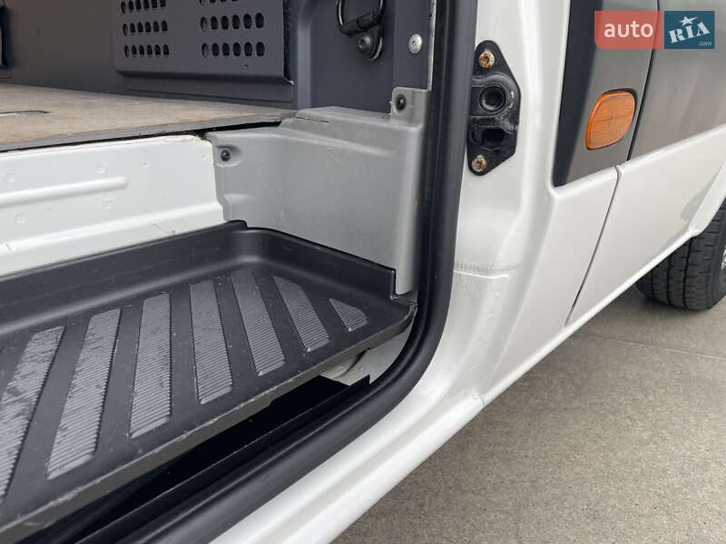 Вантажний фургон Volkswagen Crafter 2017 в Одесі фото 72 Вантажний фургон Volkswagen Crafter 2017 в Одесі