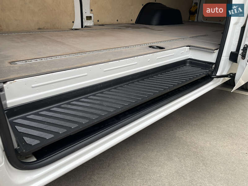 Вантажний фургон Volkswagen Crafter 2017 в Одесі фото 77 Вантажний фургон Volkswagen Crafter 2017 в Одесі